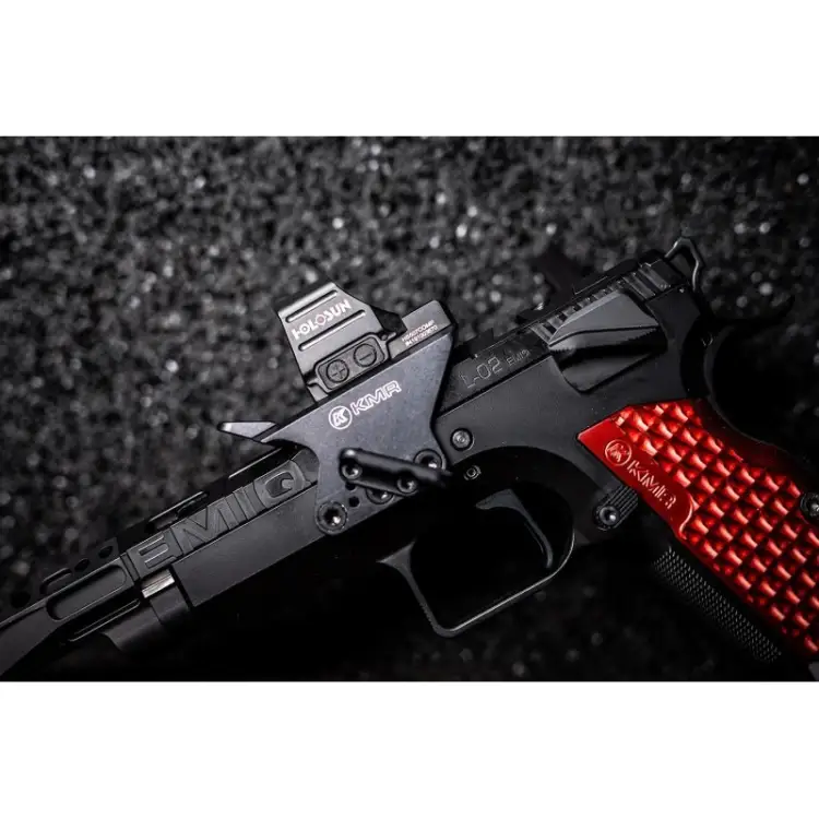 Pistolet KMR L-02 Emiq SA C-More Frame Mount kal. 9x19